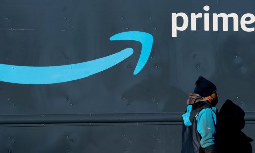 Amazon to cut 30K corporate jobs Tuesday: reports