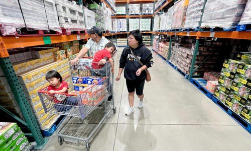 Ramen instead of Reese’s? Looming SNAP cuts change what’s on offer for Halloween trick-or-treaters