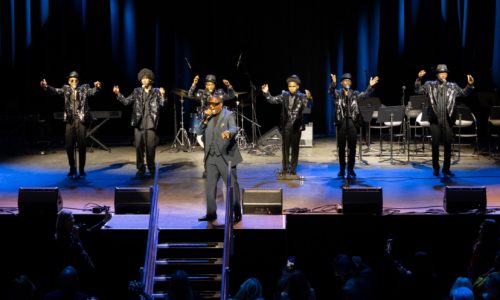 Ticker: Largest federal worker union weighs in on shutdown; Boston Arts Academy leans into boy bands