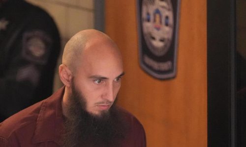 Pennsylvania man pleads guilty in arson attack at governor’s mansion while Shapiro’s family slept