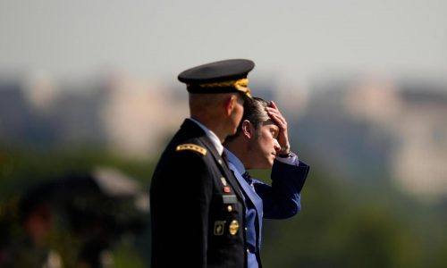 Troops will miss paychecks next week without action on the government shutdown