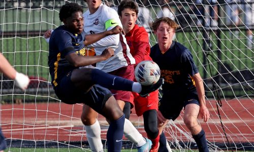 High school roundup: Wellesley captures 14th straight field hockey win