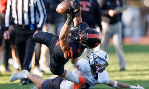 Thayer wins defensive battle over previously unbeaten St. Mark’s, 14-0