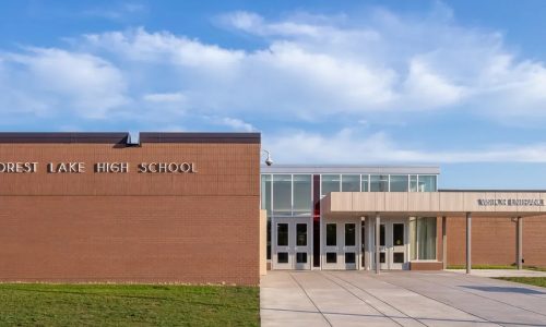 Forest Lake school board drops plan to immediately replace resigning member