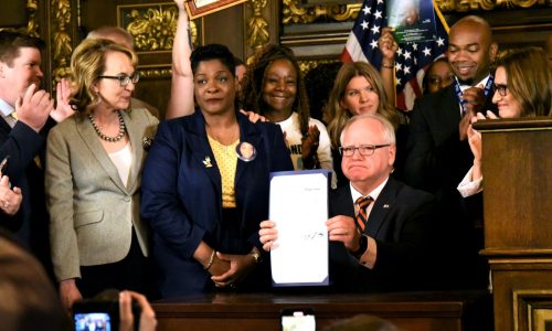 Gov. Tim Walz, Gabby Giffords to hold gun control town hall in Waconia