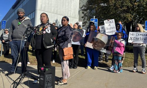 Family of St. Paul man who died in prison calls for accountability from DOC