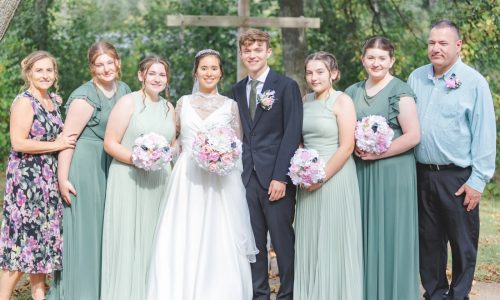 Photo in back of Minnesota cop car leads to marriage
