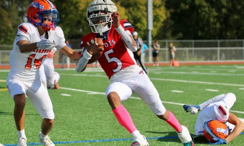 High school football: Washburn shuts down Highland Park