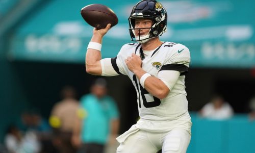 Vikings sign another quarterback for depth behind J.J. McCarthy