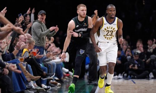 Julius Randle stars for Wolves in win over Pacers after Edwards exits