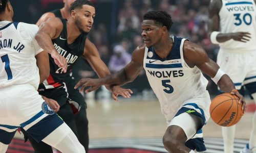 Anthony Edwards leaves Sunday’s game with hamstring tightness