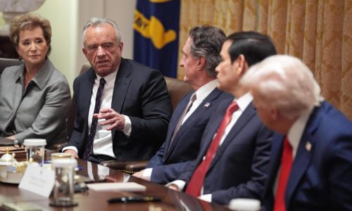 Kennedy cites TikTok while repeating unproven Tylenol-autism link during Cabinet meeting