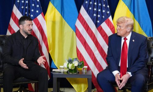 Ahead of Zelenskyy meeting, Trump shows signs he might not be ready to send Kyiv Tomahawk missiles