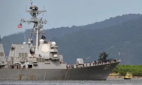 US Warship Arrives in Trinidad and Tobago Amid Heightened Tensions With Venezuela