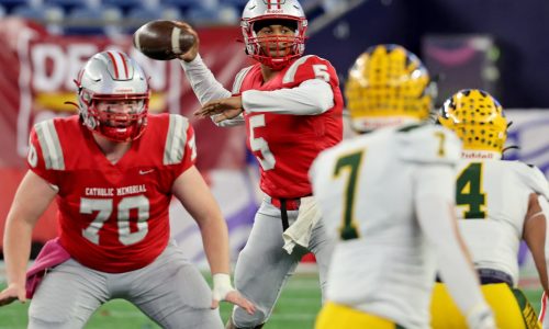 Football Notebook: Catholic Memorial’s Kise Flannery picks up where he left off