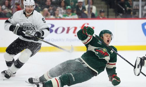 Wild squander 3-goal lead before beating Kings in shootout