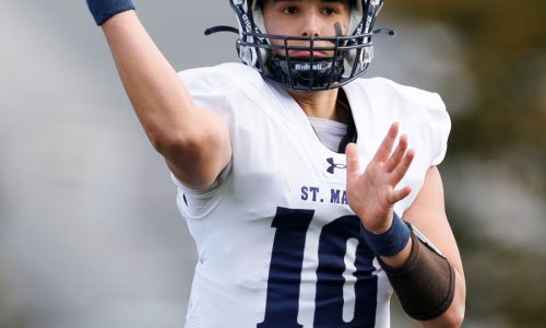 High school roundup/scores: Shane Knowlton runs wild in Lynn English victory