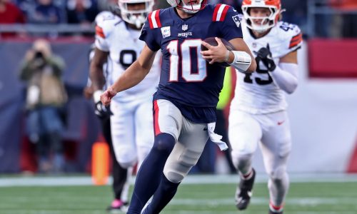 Patriots QB Drake Maye builds on MVP case, shreds Browns with perfect 2nd half in blowout win