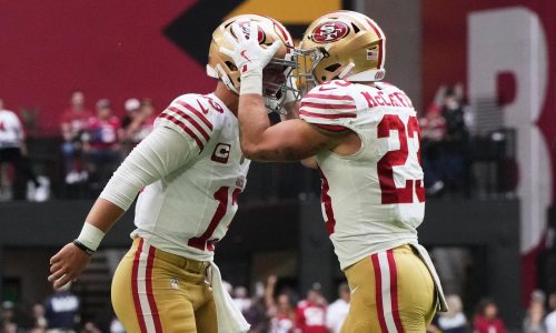 Purdy lanza tres TDs tras lesión en el pie y 49ers vencen 41-22 a Cardinals