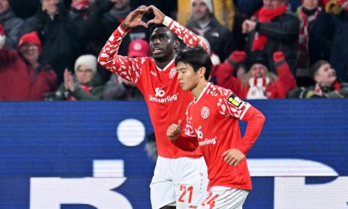 El joven Lennart Karl lidera remontada del Bayern para vencer 6-2 al Freiburg en la Bundesliga
