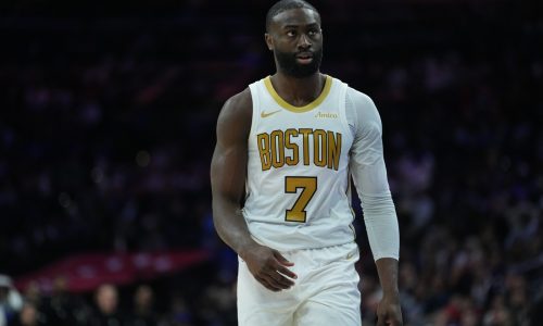 What went wrong in Celtics’ late loss to 76ers: ‘I let my guys down’