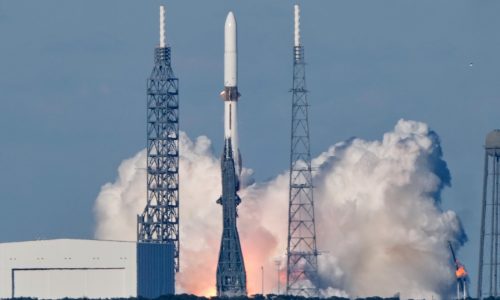 Blue Origin launches huge rocket carrying twin NASA spacecraft to Mars