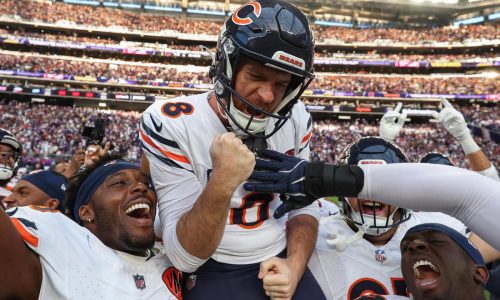 Bears mejoran a 7-3 al vencer a Vikings con gol de campo tras regreso de kickoff clave de Duvernay