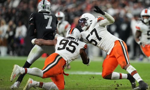 Shedeur Sanders gana su primer inicio en la NFL al imponerse los Browns 24-10 sobre Raiders