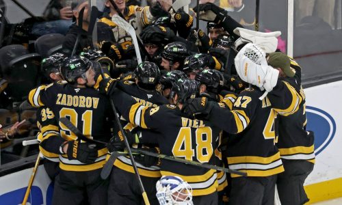 Conroy: Time to start enjoying this Bruins team