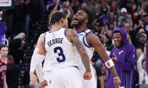 George anota triple al final de la prórroga, Markkanen suma 47 y Jazz vence 150-147 a Bulls