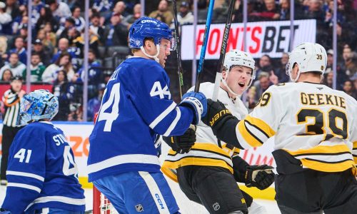 Bruins’ train keeps rolling with 5-3 win over Leafs