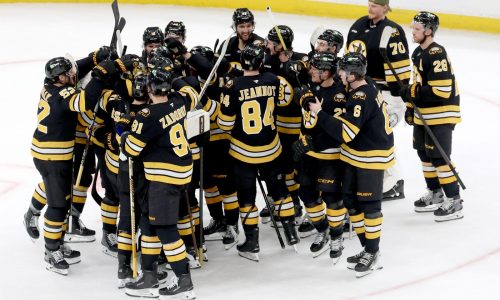 Jeremy Swayman lifts Bruins in shootout over Detroit, 3-2