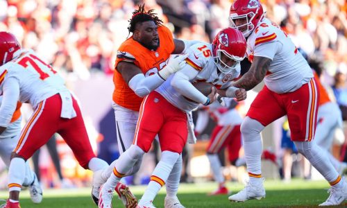 Las esperanzas de playoffs de los Chiefs peligran tras otra derrota de último minuto ante Denver