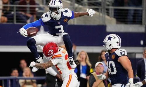 Cowboys de Prescott superan la magia de Mahomes y vencen 31-28 a Chiefs en Día de Acción de Gracias