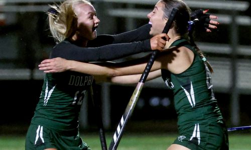 Stunning rally lifts Dennis-Yarmouth into state final