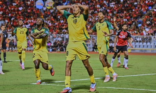 Surinam y Curazao se acercan a histórica clasificación al Mundial