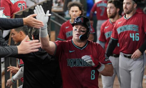 James McCann acuerda contrato de uno año y 2,75 millones con Diamondbacks