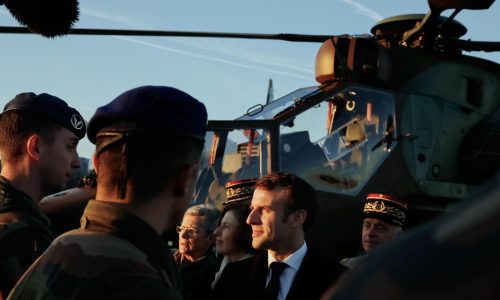 Macron presenta un nuevo servicio militar voluntario en Francia
