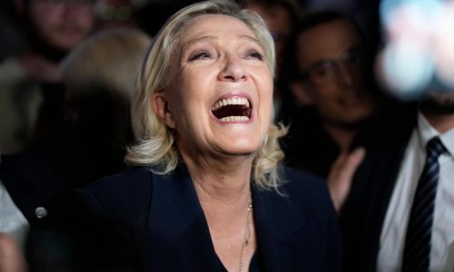 Los factores que han contribuido al auge de la derecha en Francia