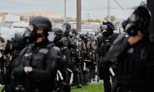 Texts appear to show Border Patrol agent bragging about shooting a woman in Chicago