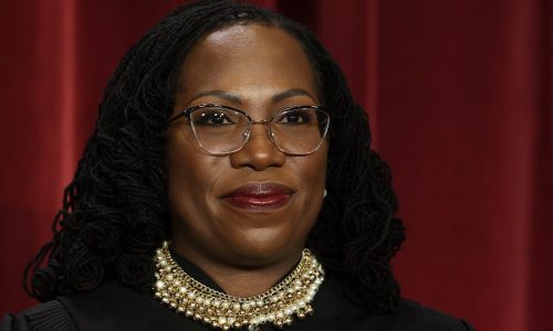 Supreme Court extends SNAP order