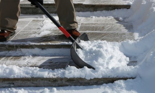 Season’s first snowstorm arrives; drivers should expect slippery roads