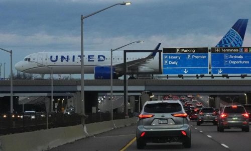 FAA reducing air traffic by 10% across 40 ‘high-volume’ markets