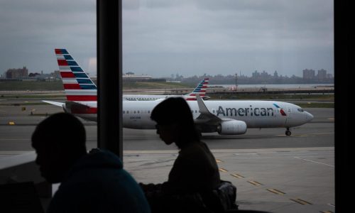 Flight cancellations and delays worsen as government shutdown drags on