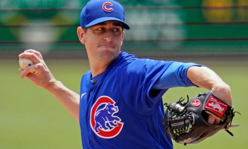 Kyle Hendricks, quien ayudó a los Cachorros de Chicago a ganar la Serie Mundial 2016, se retira