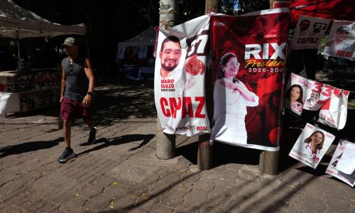 Hondureños eligen nuevo presidente y Congreso tras campaña plagada por denuncias de posible fraude