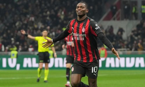 AC Milan supera a Lazio y lidera la Serie A; Yildiz anota dos para la Juventus