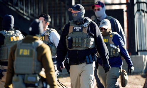 Federal judge says immigration officers in Colorado can only arrest those at risk of fleeing