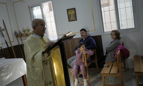 La visita del papa León XIV renueva la esperanza en un Líbano golpeado por la guerra y la crisis