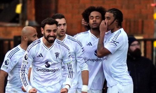 Man United remonta y vence 2-1 Crystal Palace. Zirkzee rompe sequía con golazo